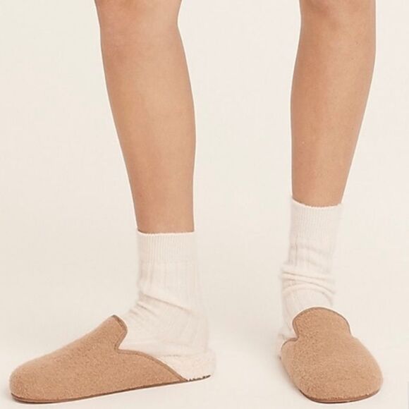 New in Box J. Crew Pacific Sherpa-lined Felt Camel Mules Clogs 12 - Picture 2 of 4